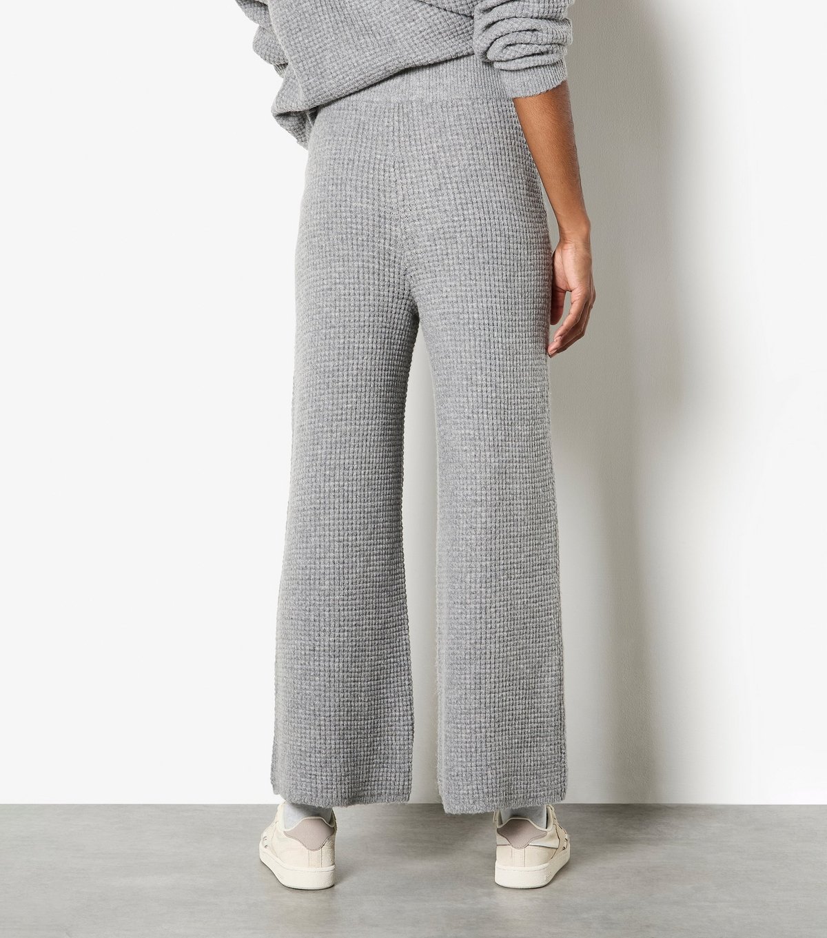 Apricot Women's Mid Grey Waffle Knit Trousers Apricot New Look - 3