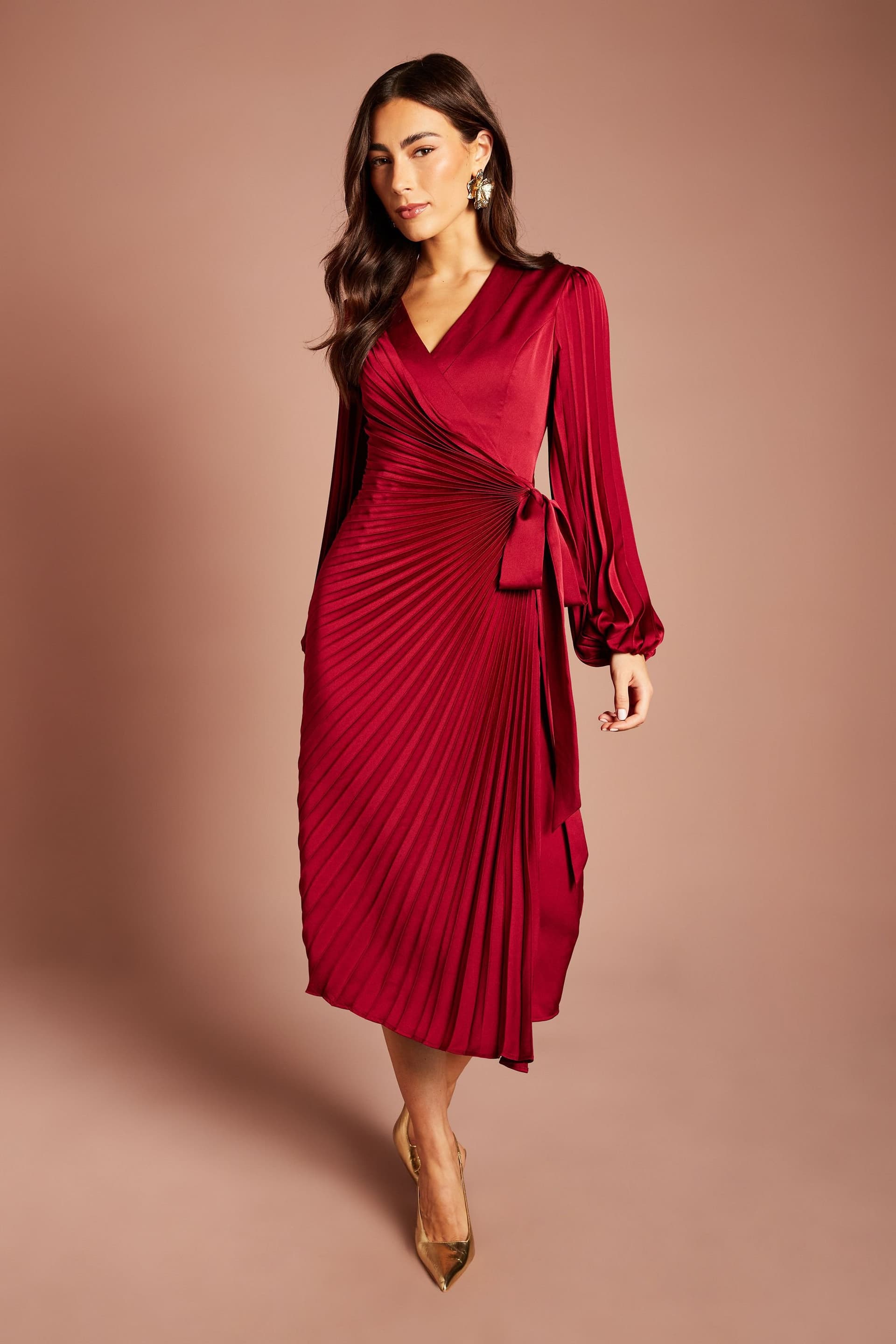 Coast Coast Women's Satin Pleated Wrap Dress in Cranberry