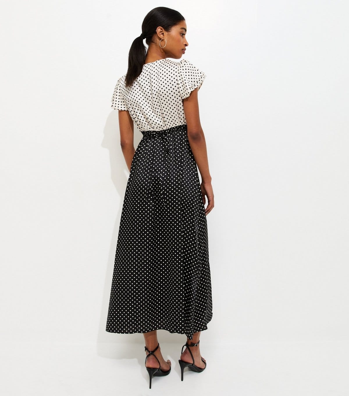 New Look Women's Black and White Satin Polka Dot Midi Dress New Look - 4