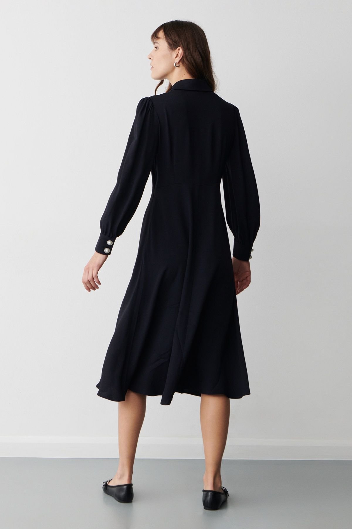 Finery London Finery London Women's Rosa Button Detail Midi Dress in Dark Navy - 3