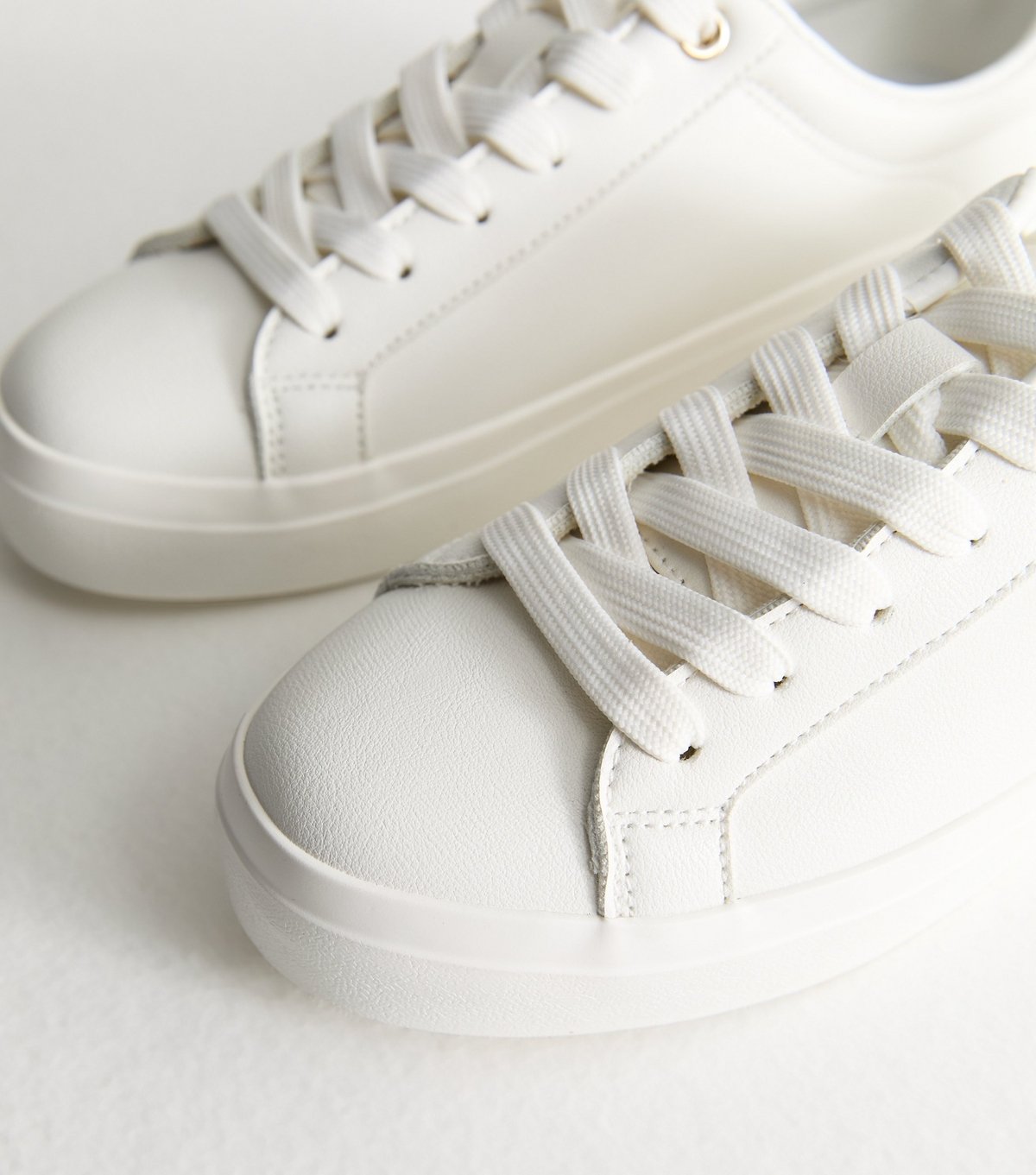 New Look Women's White Faux Leather Contrast Heel Tab Trainers Vegan New Look - 4