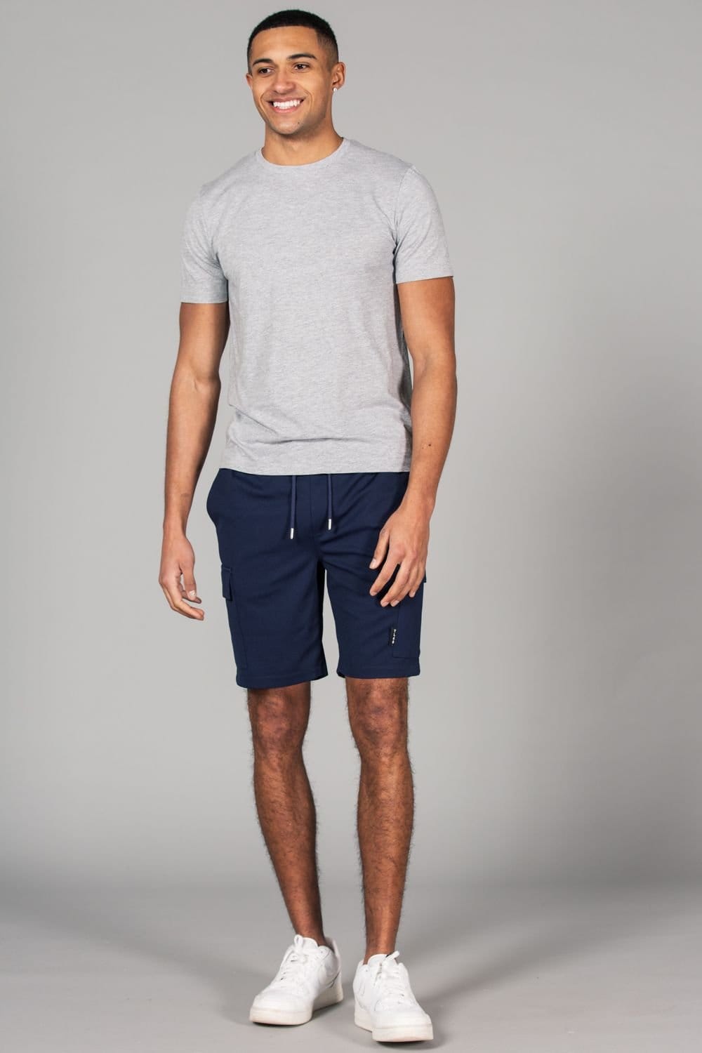 Tokyo Laundry Tokyo Laundry Men's Cargo-Style Shorts in Blue - 4