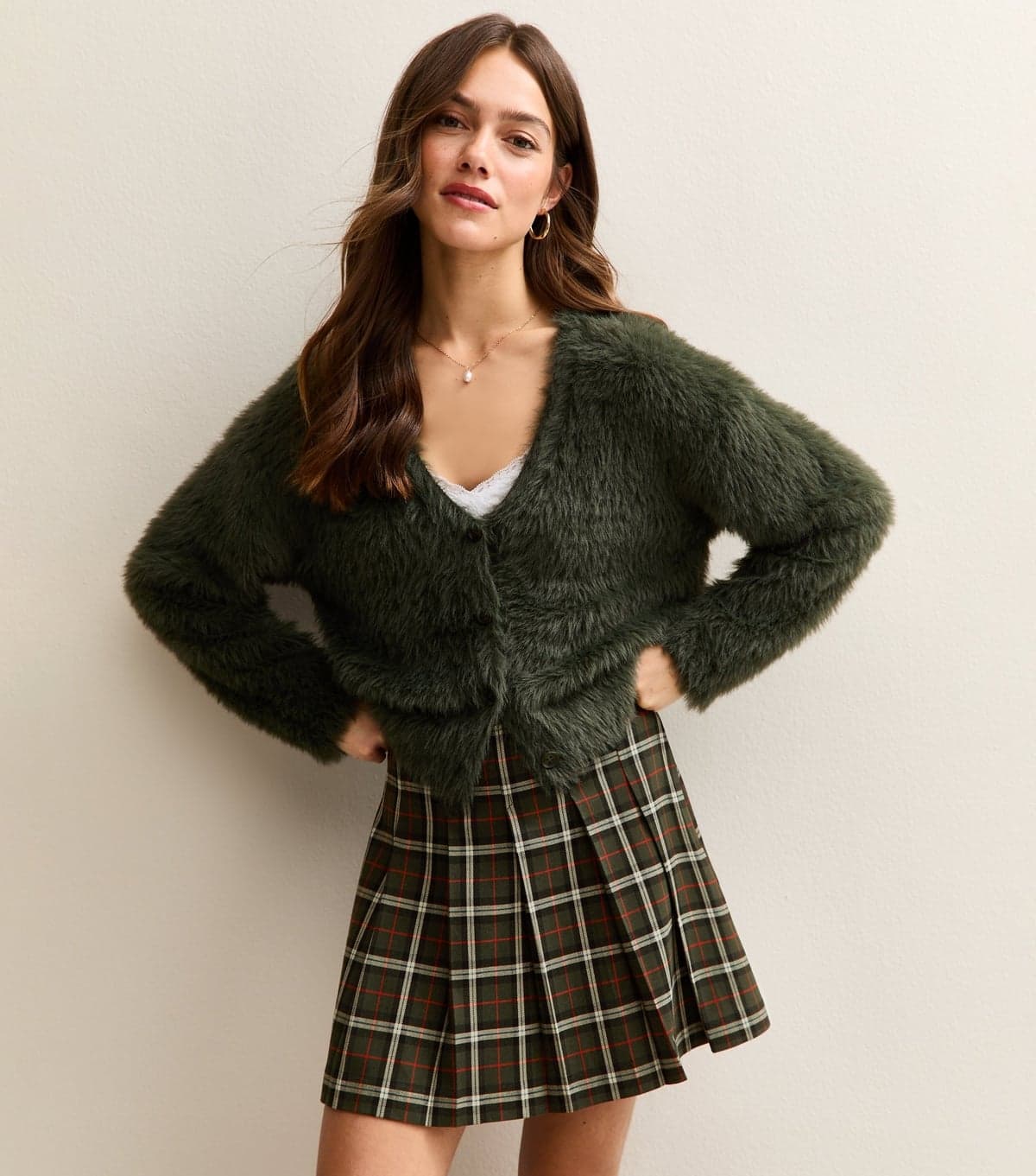 New Look Women's Petite Green Check Pattern Knife Pleat Mini Skirt New Look