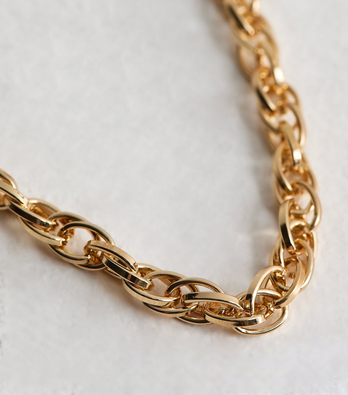 New Look Gold Tone Chain Link Necklace New Look - 4