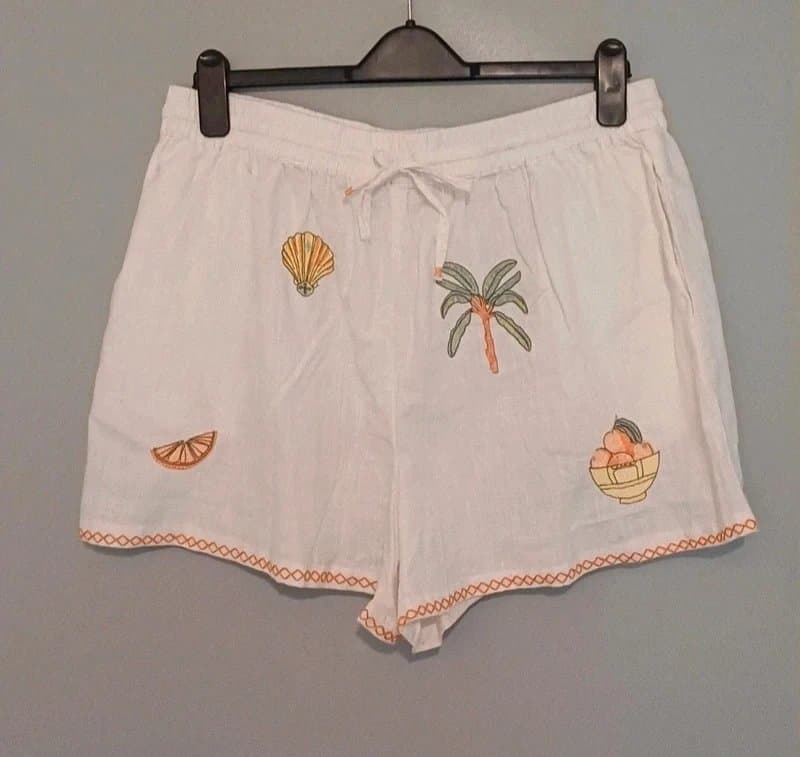 Never Fully Dressed Never Fully Dressed Embroidered Print Shirt & Shorts - size 20