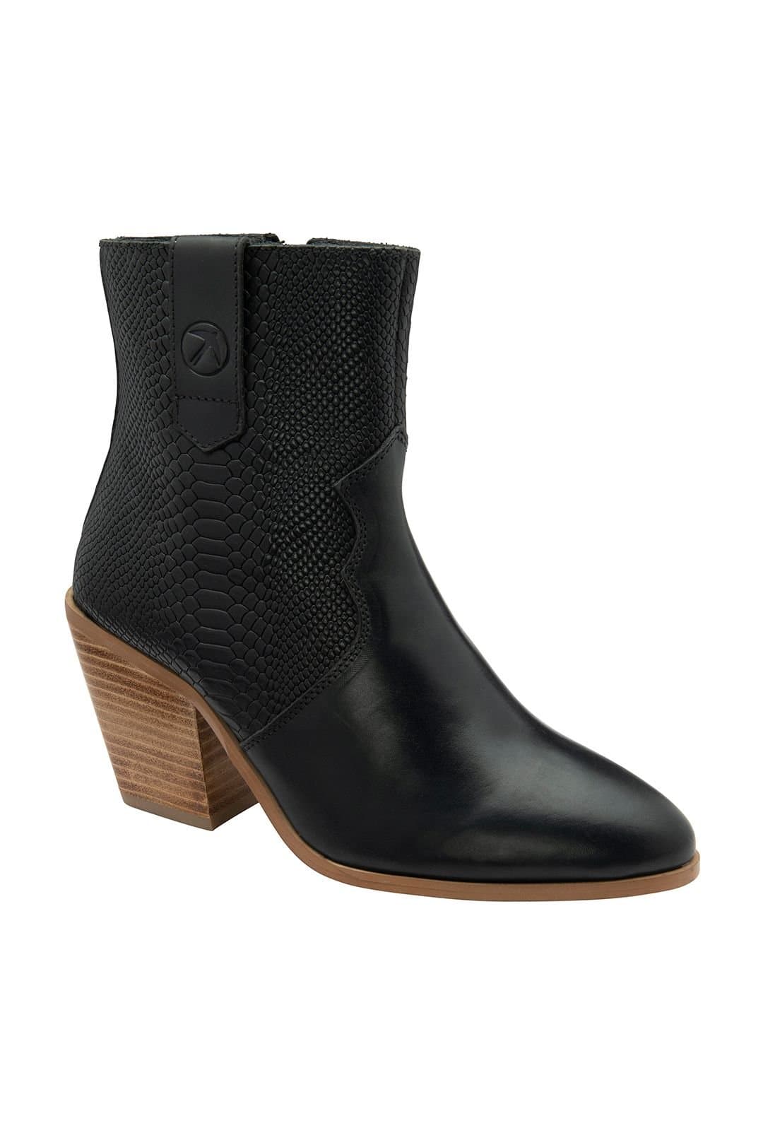 Ravel Ravel Women's 'Dorey' Leather Heeled Ankle Boots in Black