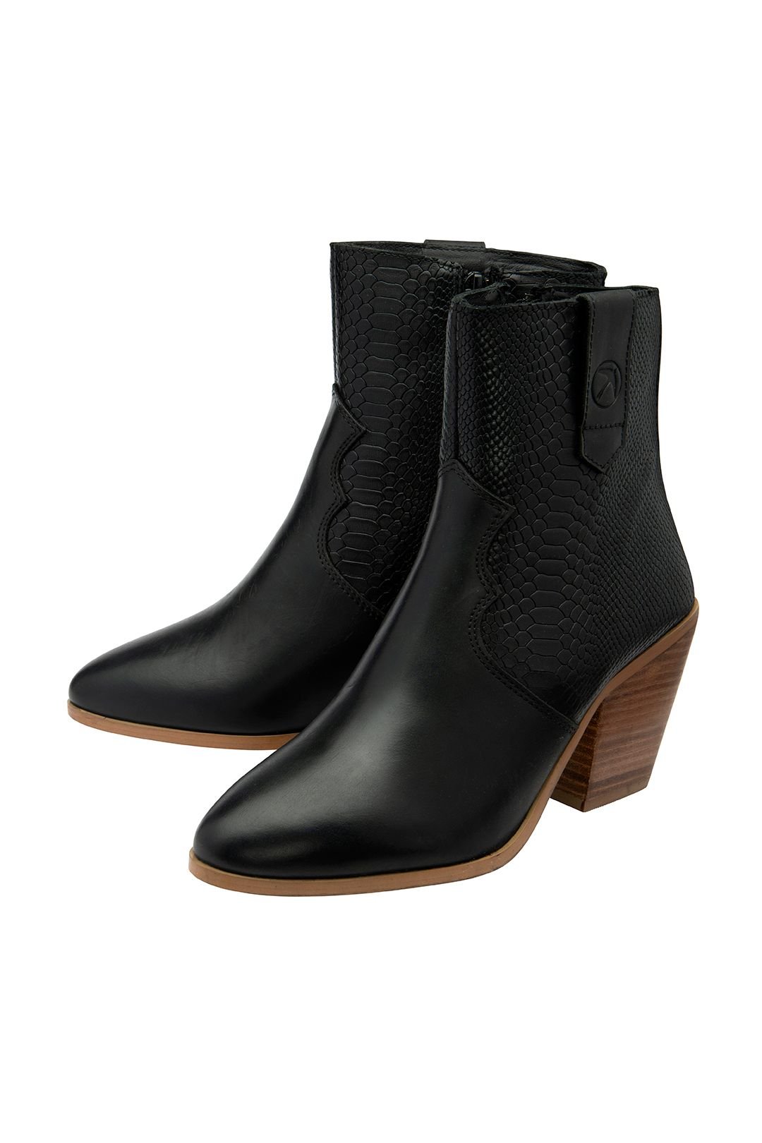 Ravel Ravel Women's 'Dorey' Leather Heeled Ankle Boots in Black - 2