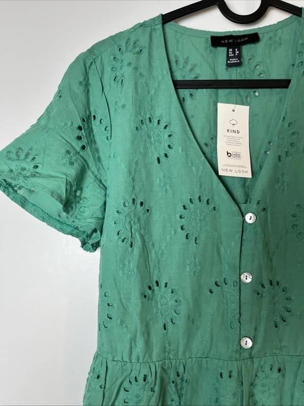 New Look New look - embroidered v-neck short dress - size 8 - green