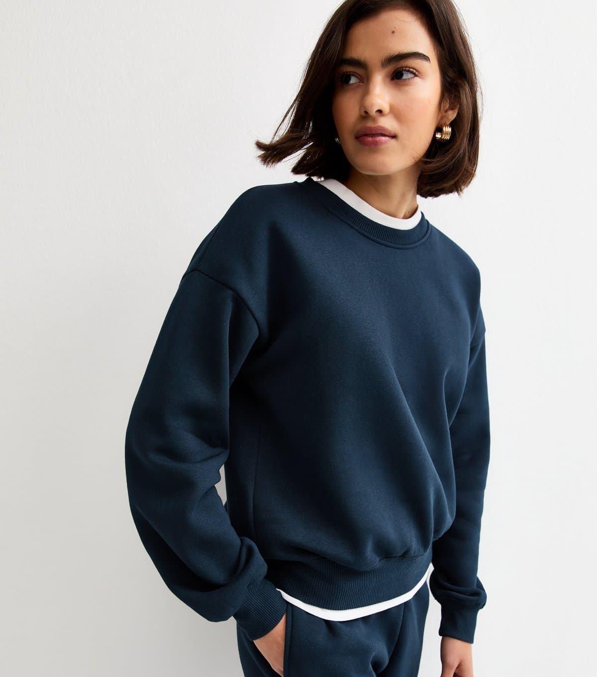 New Look Women's Navy Crew Neck Midweight Sweatshirt New Look