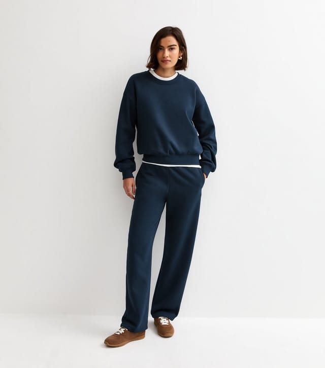 New Look Women's Navy Crew Neck Midweight Sweatshirt New Look - 3