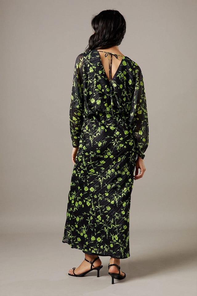 Warehouse Warehouse Women's Shadow Stripe Batwing Plunge Neck Midi Dress in Floral - 3