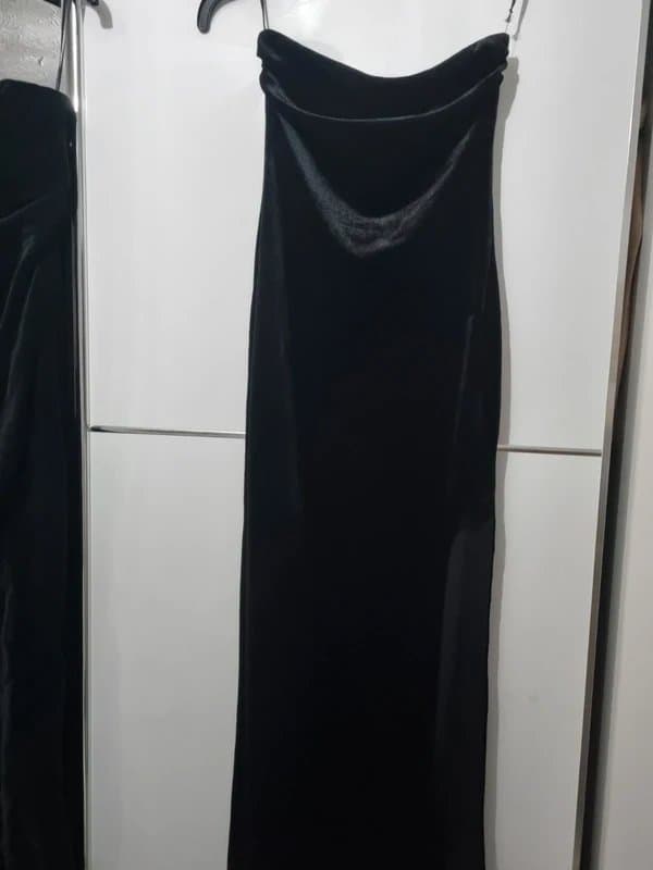 Bershka Bershka Strapless Velvet Dress