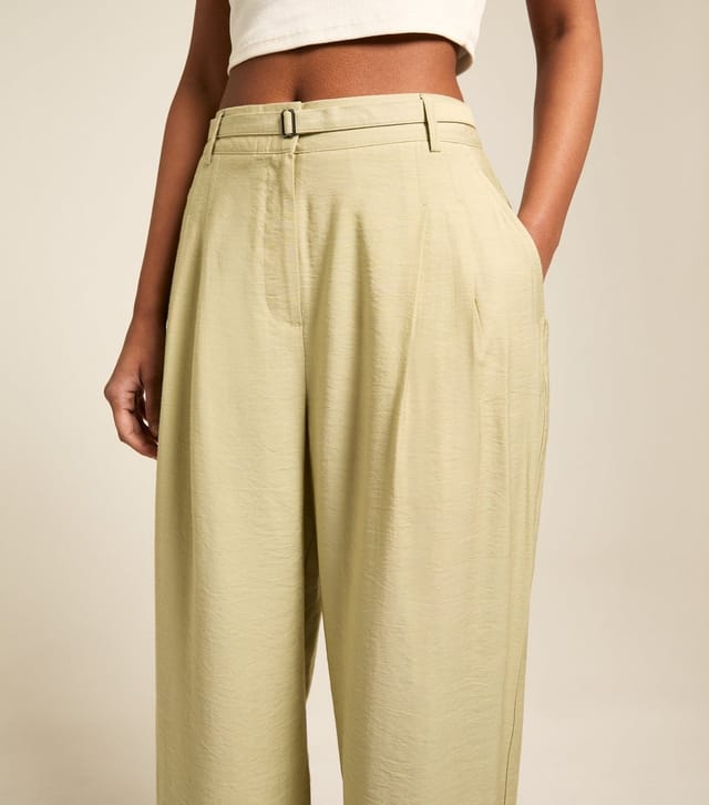 New Look Women's Light Khaki Wide Leg Pleated Trousers New Look - 2