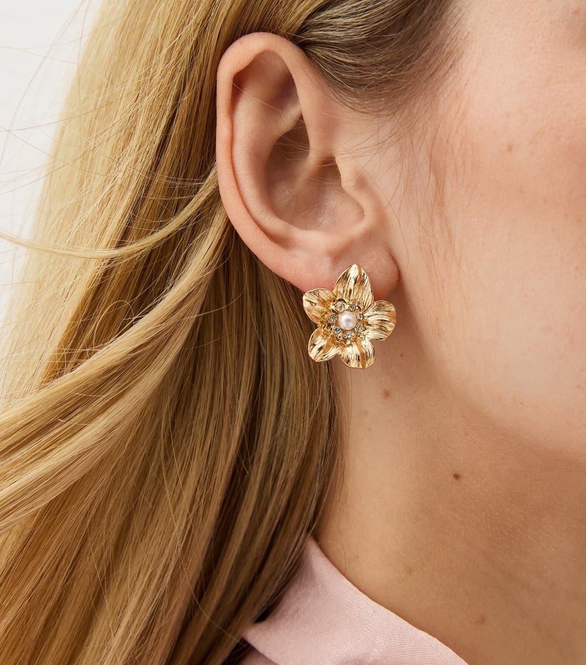 New Look Gold Tone Flower Shaped Faux Pearl Stud Earrings New Look