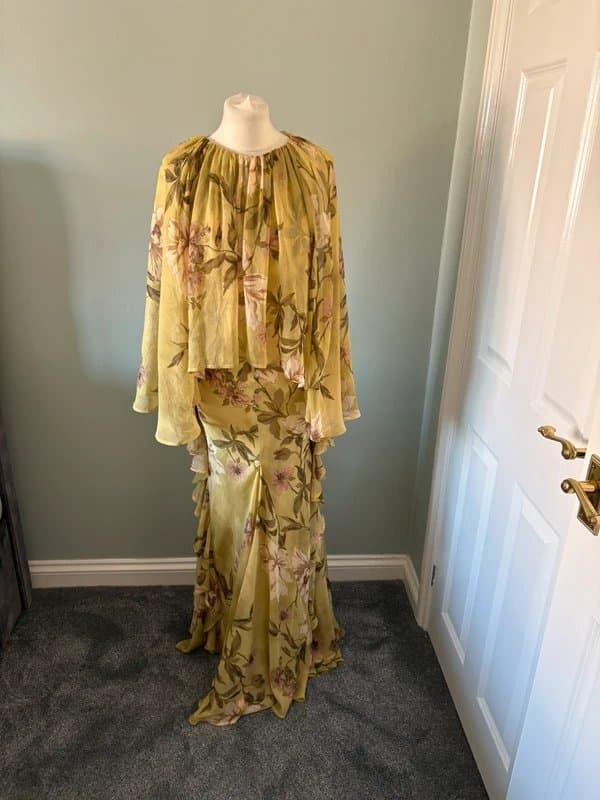ASOS Design ASOS Design Yellow Floral Chiffon Maxi Dress – Size UK 8