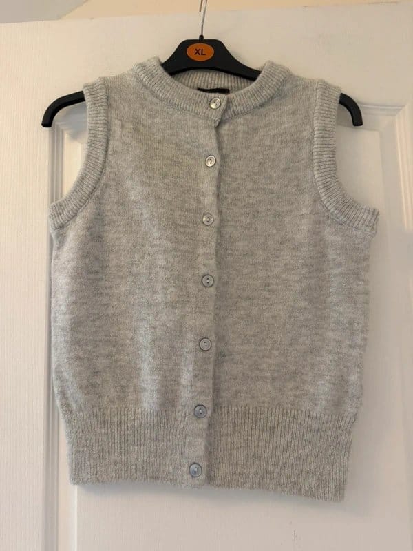 New Look Grey Knit Sweater Vest