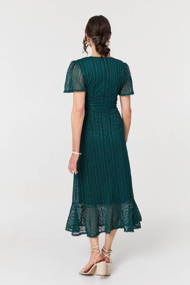 Izabel London Izabel London Women's Lace Layered Short Sleeve Midi Dress in Green - 3