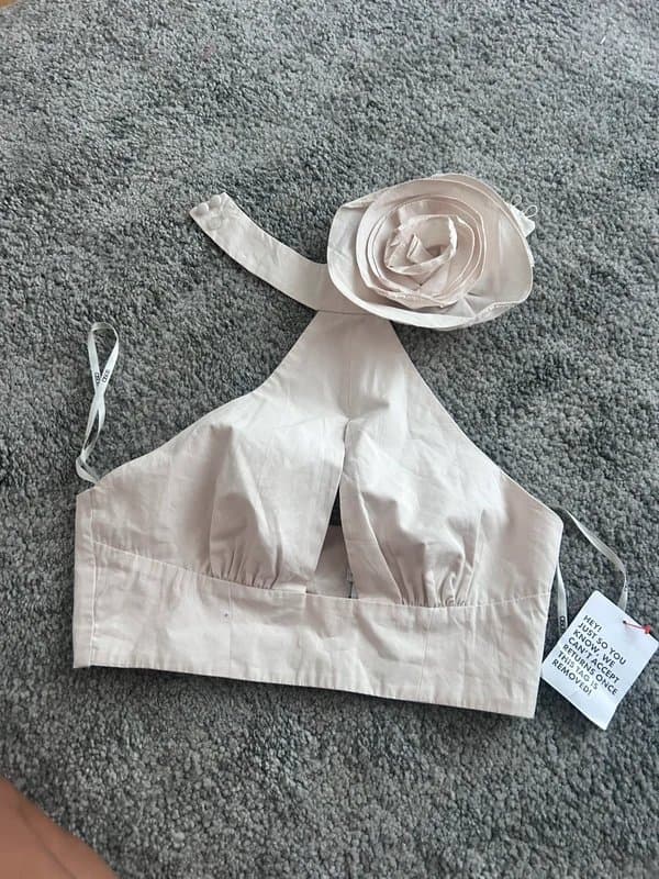 ASOS Beige cotton halter neck flower cropped ASOS luxe top size 8