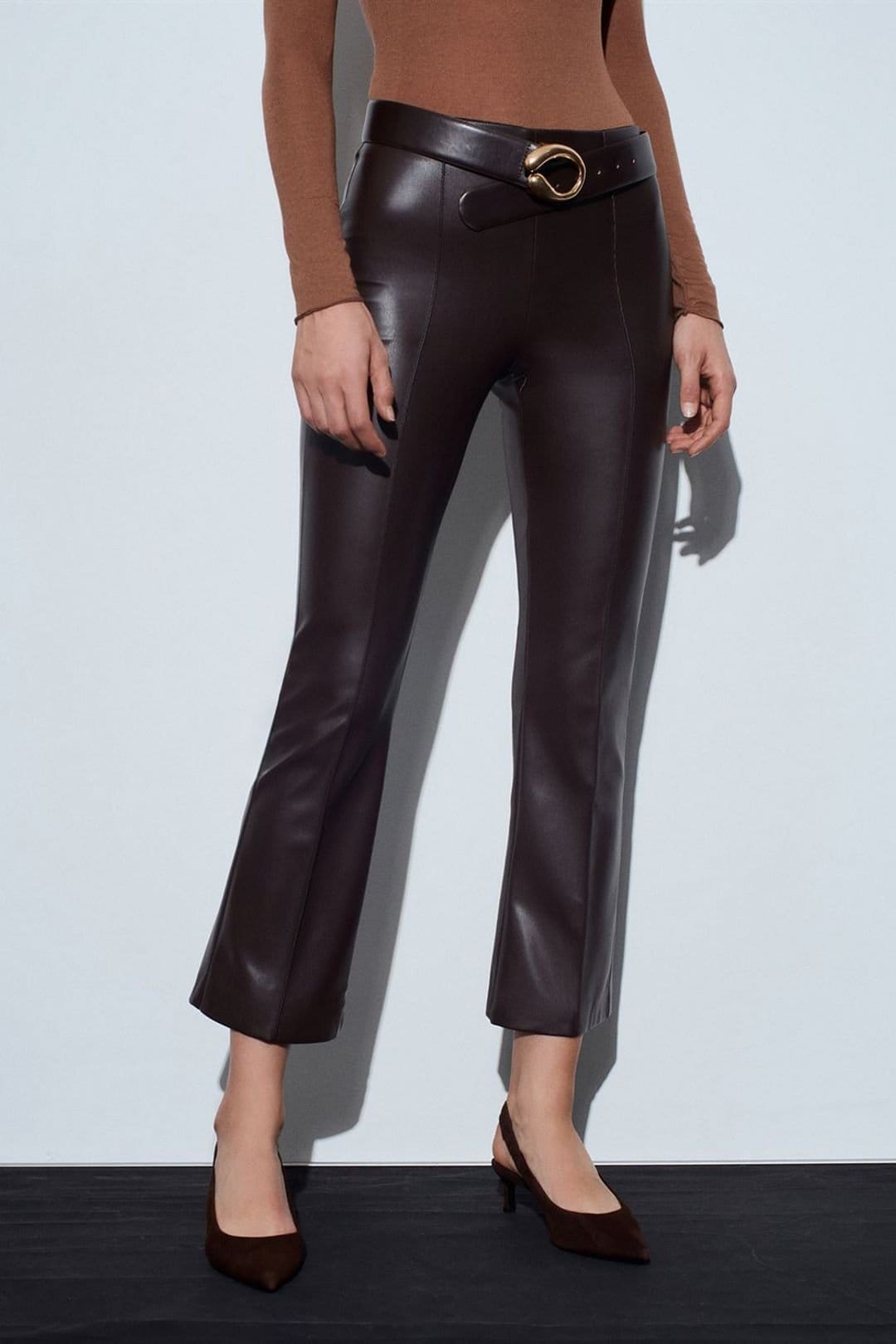 Dilvin Dilvin Women's High-Waist Faux Leather Flare Leggings in Chocolate - 4