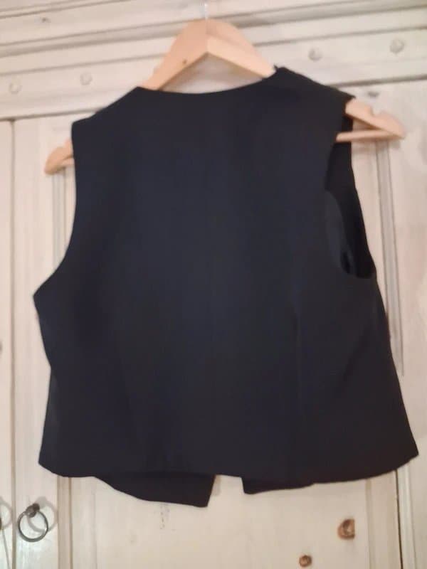 New Look New look black waistcoat