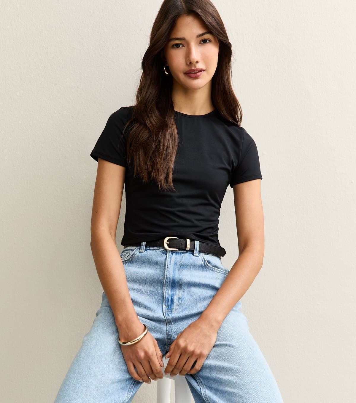 New Look Women's Black Crew Neck Fitted T-shirt New Look