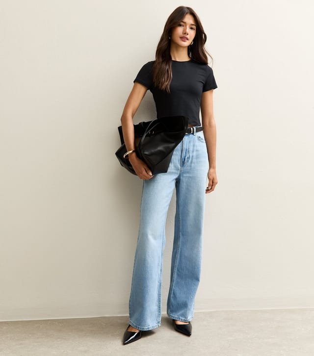 New Look Women's Black Crew Neck Fitted T-shirt New Look - 3