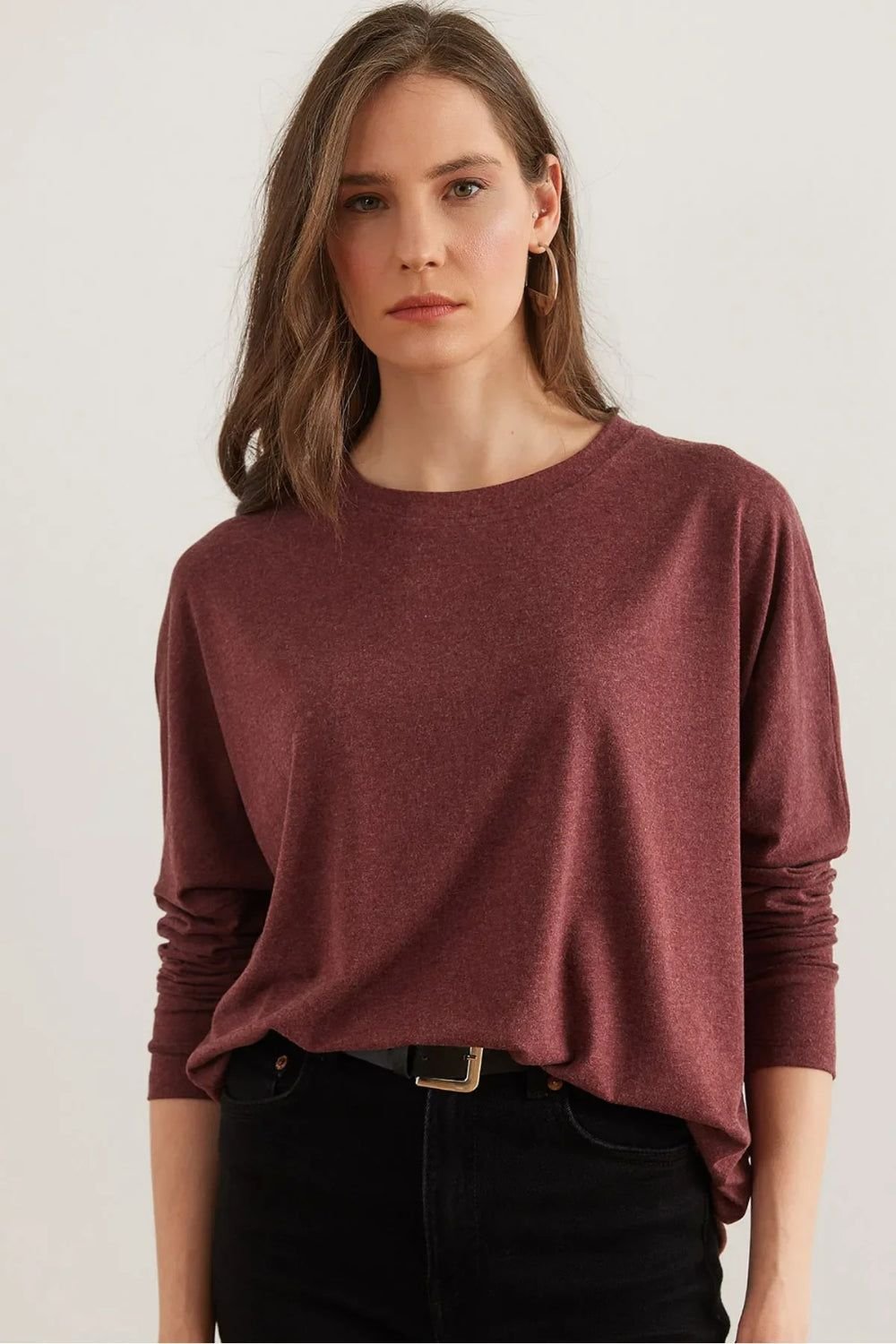 HOXTON GAL HOXTON GAL Women's Regular Fit Crew Neck Batwing Wool Sweater in Dusty Pink - 2