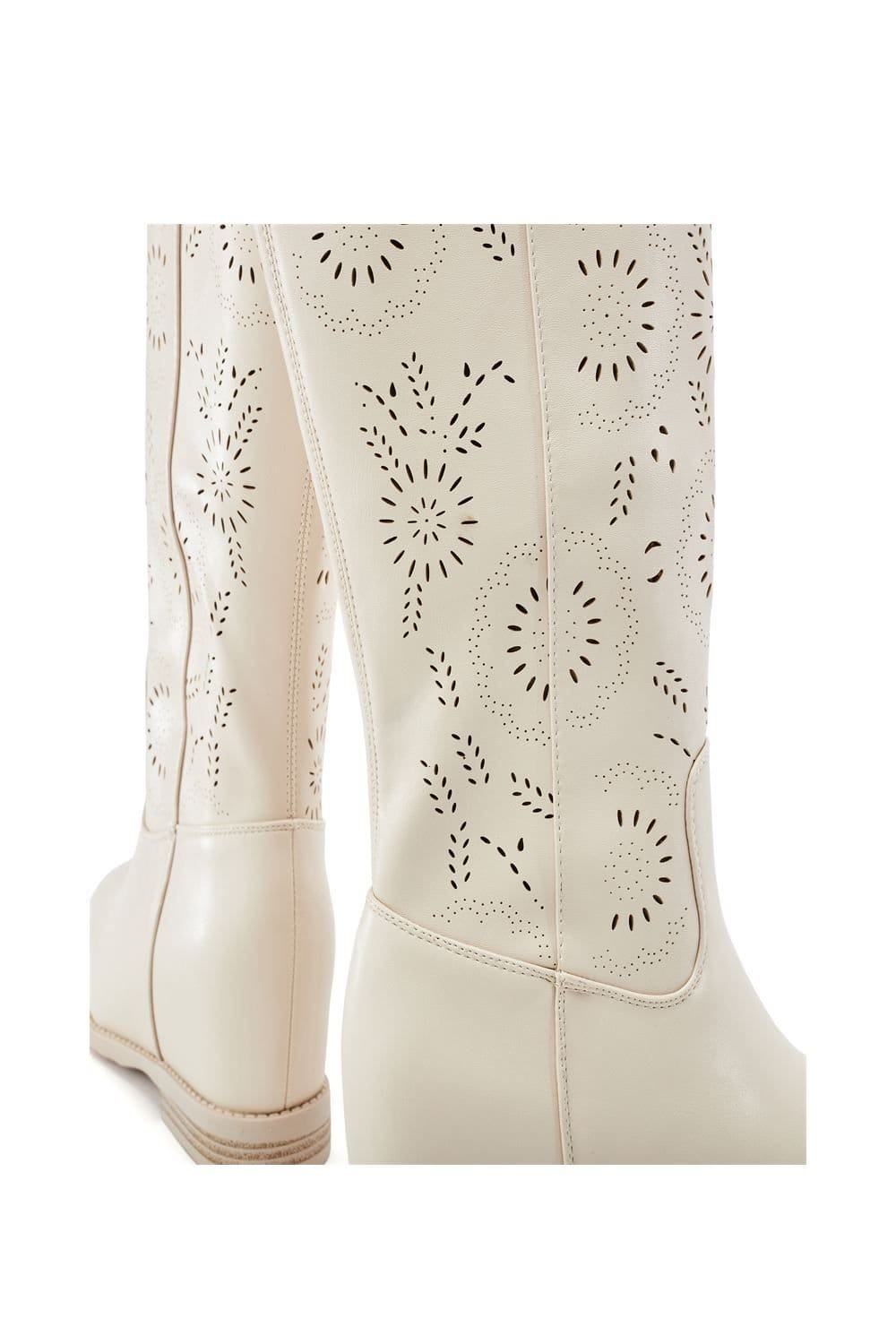 Moda In Pelle Moda In Pelle Women's 'Ailee' Porvair Biker Boots in Beige - 4