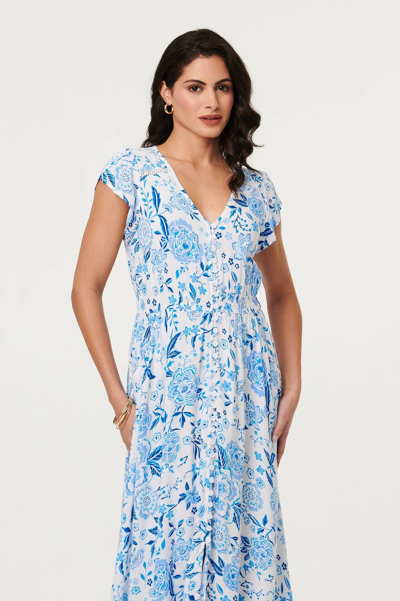 Izabel London Izabel London Women's Floral Border Cap Sleeve Maxi Dress in Blue - 4