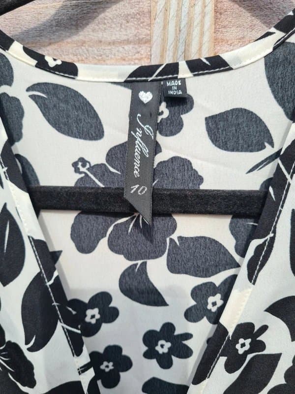 Influence Influence black & white floral maxi dress - UK 10 - nwot - rrp £35