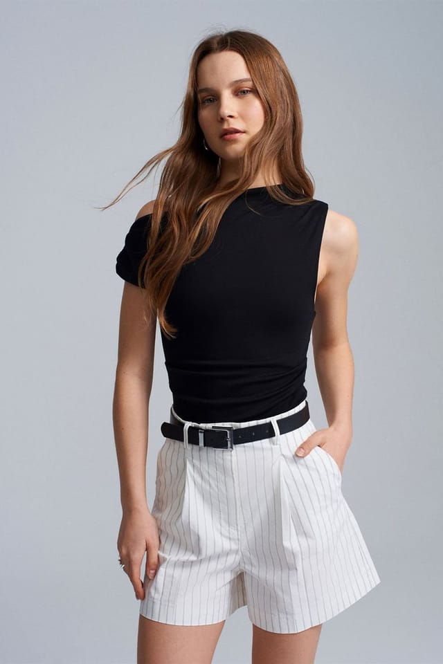 Dilvin Dilvin Women's High-Waist Striped Belted Shorts in White - 3