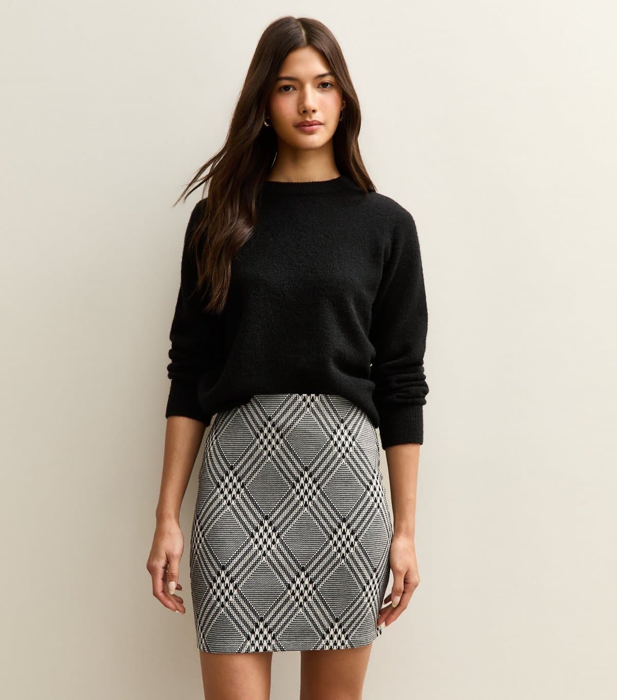 New Look Women's Grey Monochrome Checked Tube Skirt New Look