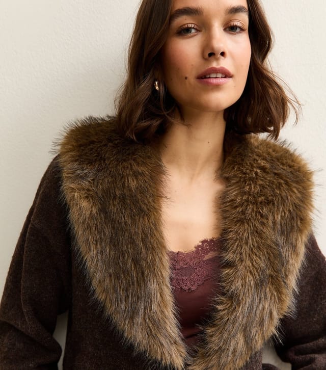 New Look Women's Dark Brown Cardigan with Detachable Faux Fur Collar New Look - 3