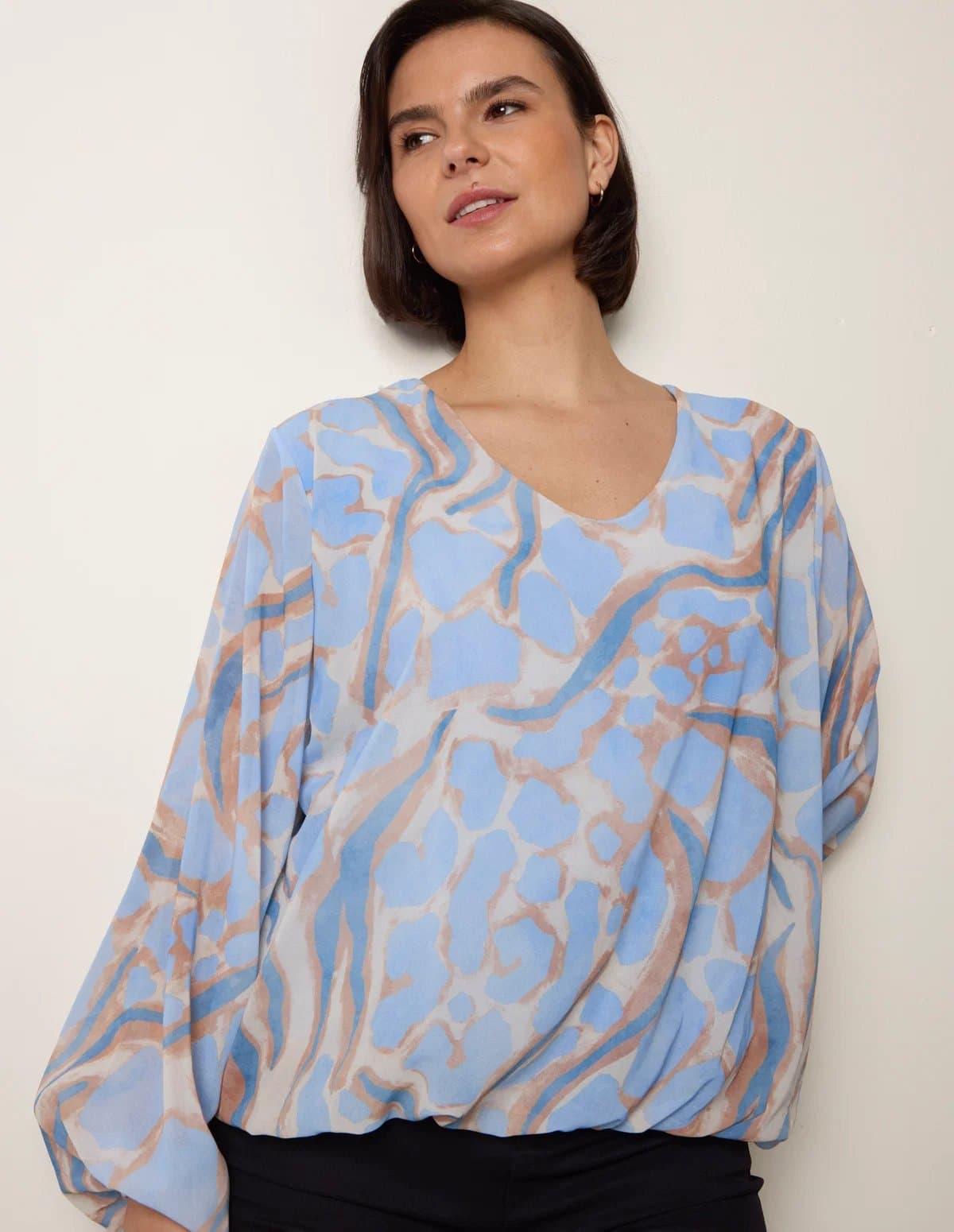 Blue Vanilla Abstract Print V Neck Puffball Top