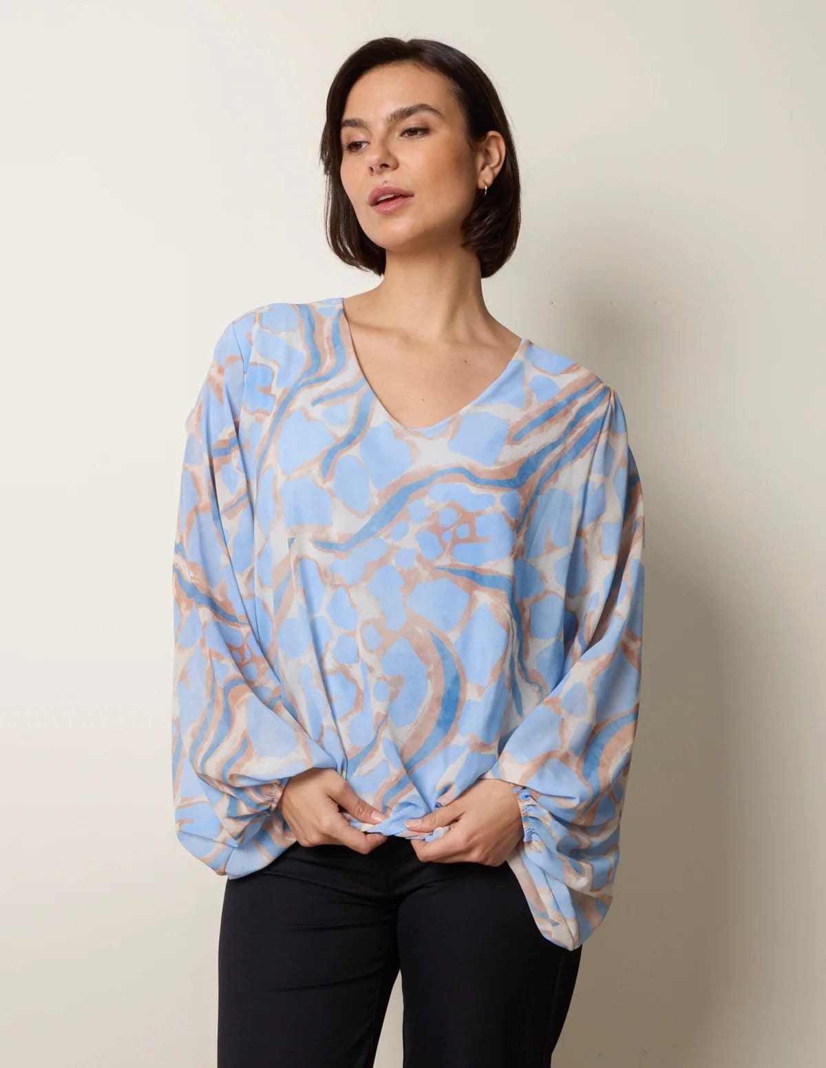 Blue Vanilla Abstract Print V Neck Puffball Top - 4