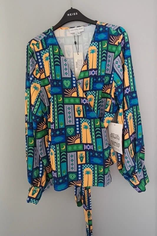 Never Fully Dressed Never Fully Dressed Aqua Street Art Tilly Blouse - size XL/18
