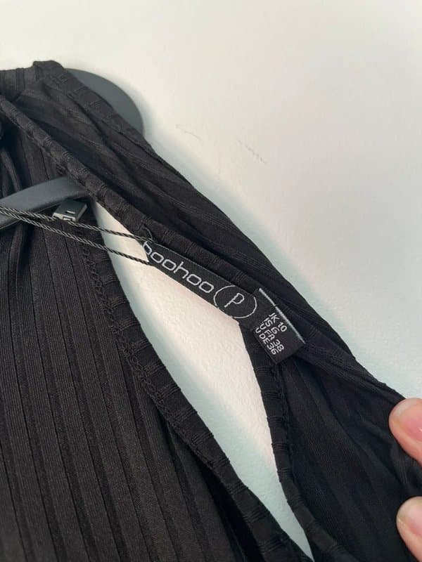 Boohoo Boohoo Petite black bodysuit size 10 NWT 👚