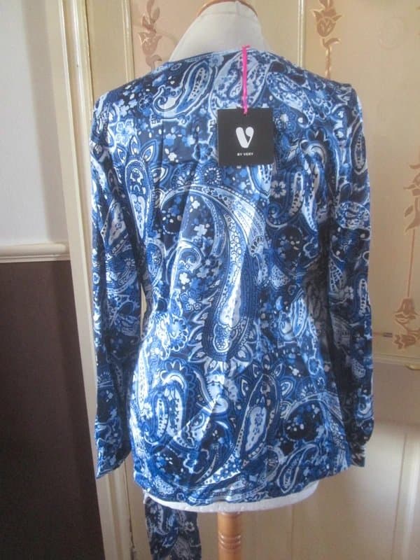 V by Very V By Very size 12 blue white mix silk feel Wrap Blouse Brand new with tags
