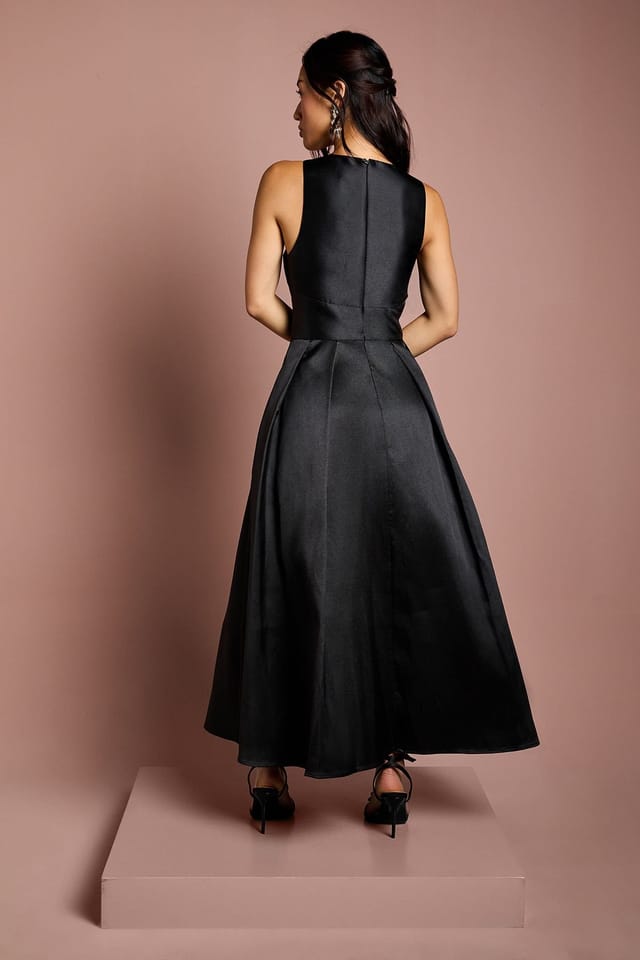 Coast Coast Women's Cross Neck Twill Bridesmaid Dress in Black - 3