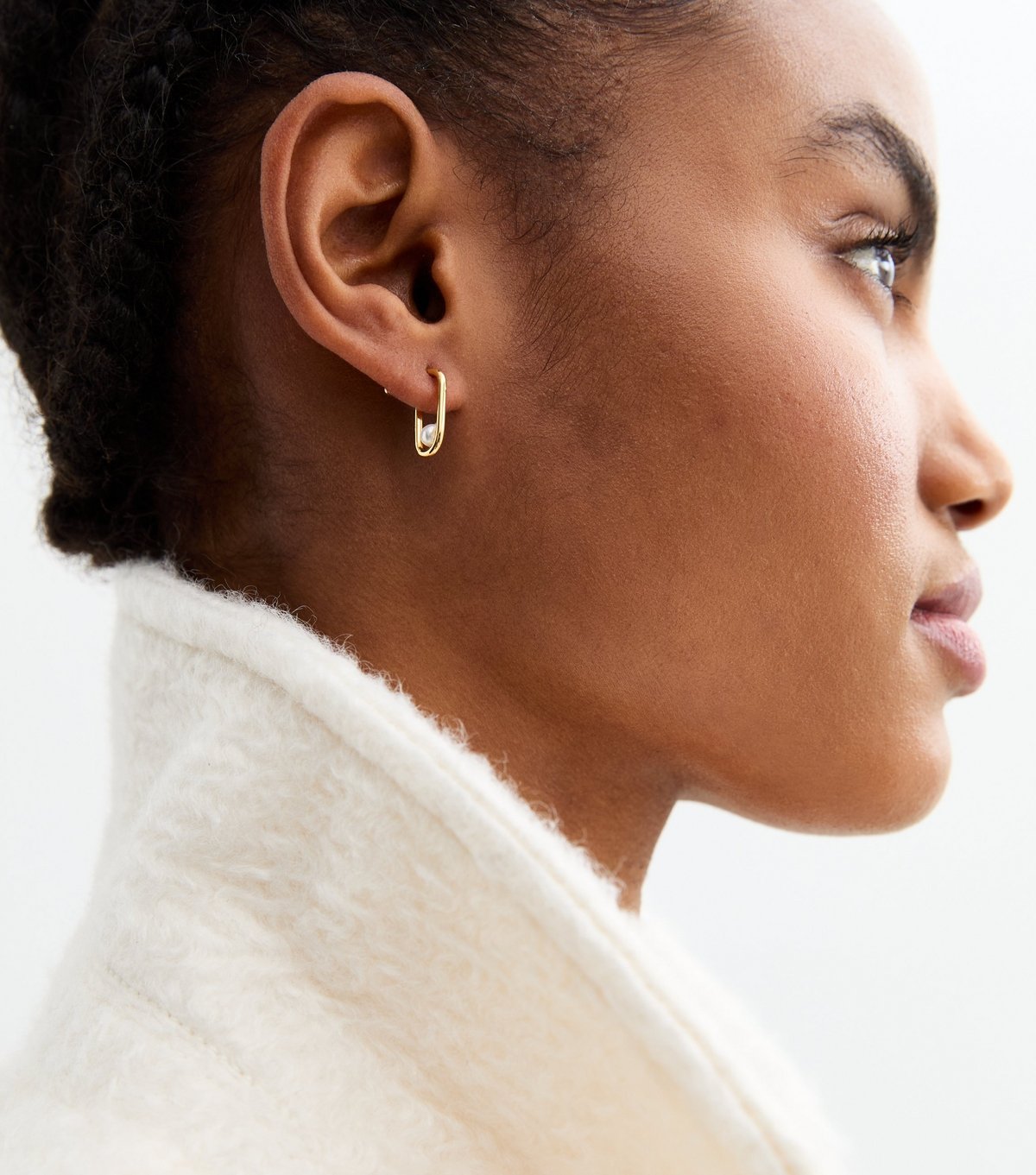 New Look 18ct Gold Plated Faux Pearl Hoop Earrings New Look - 2