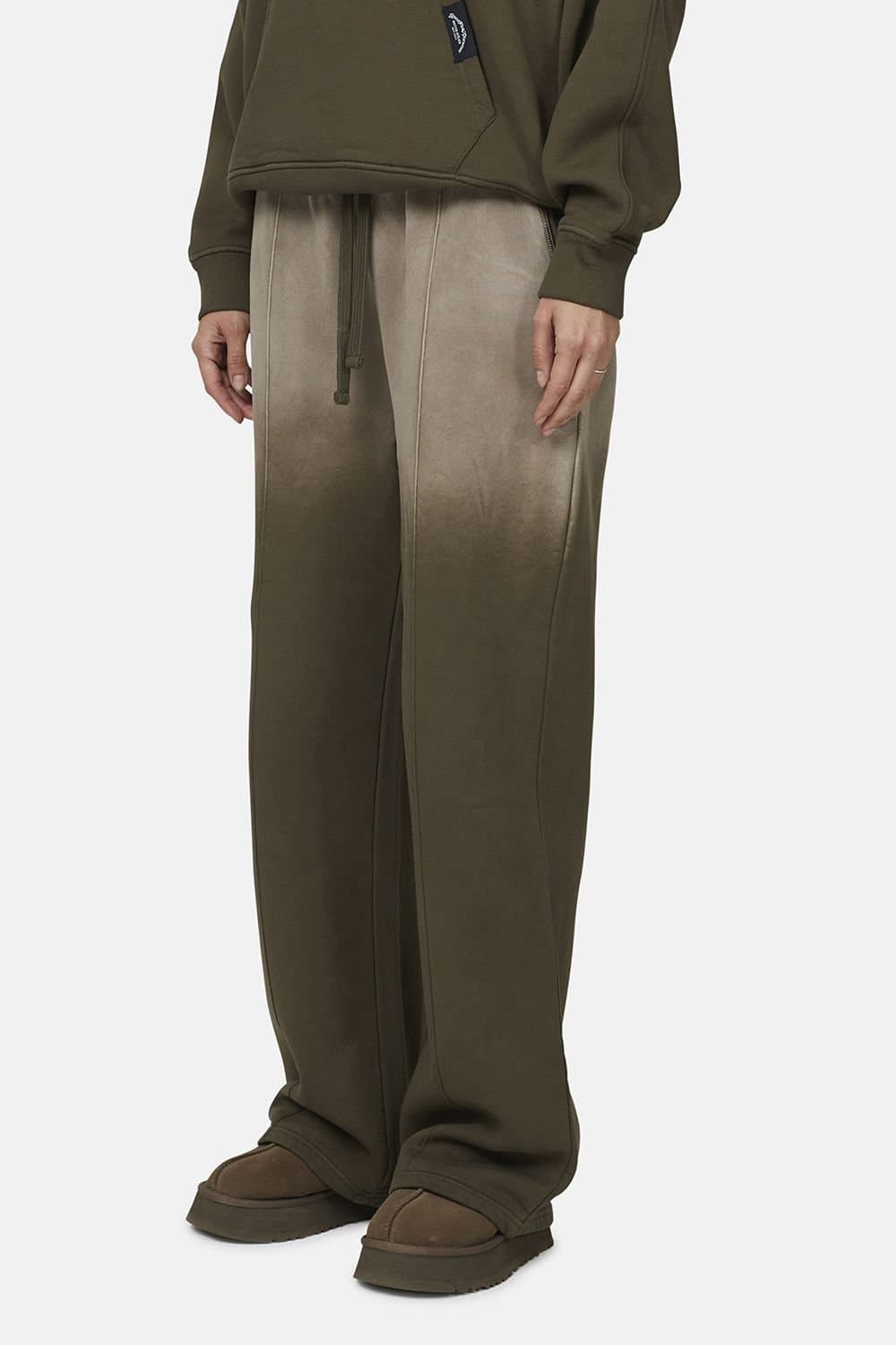 Good For Nothing Good For Nothing Women's Gradient Baggy Joggers in Taupe