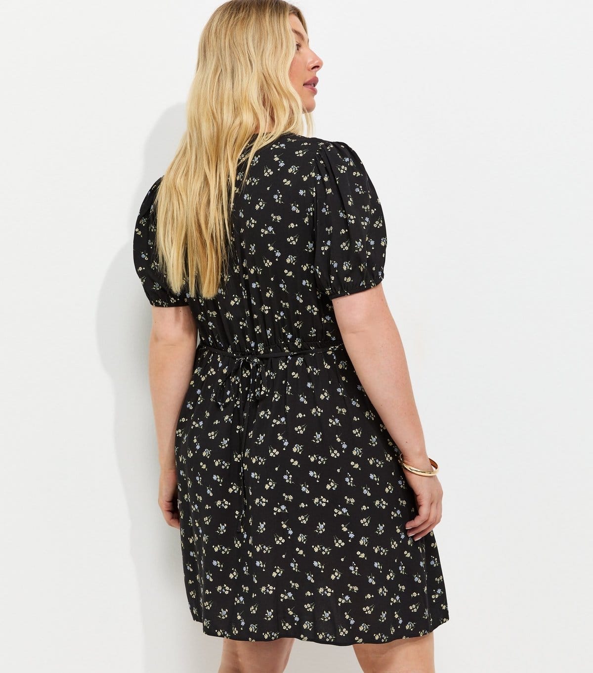 New Look Women's Plus Size Black Floral Short Sleeve Mini Dress Curves New Look - 4