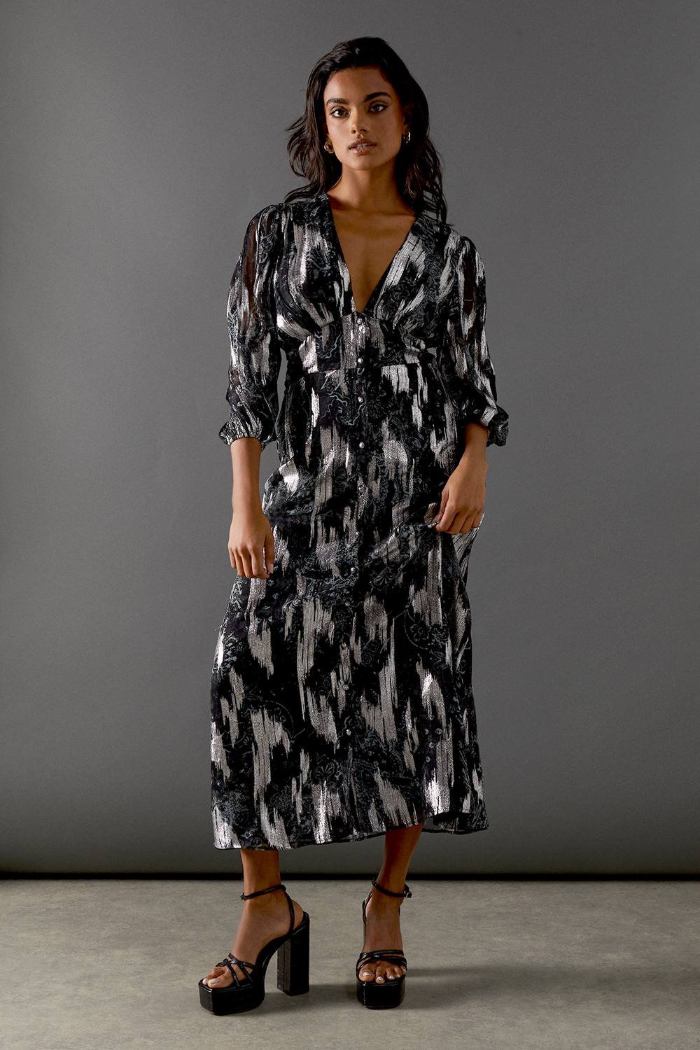 Warehouse Warehouse Women's Metallic Paisley Jacquard Plunge Neck Button Through Midi Dress in Grey - 2