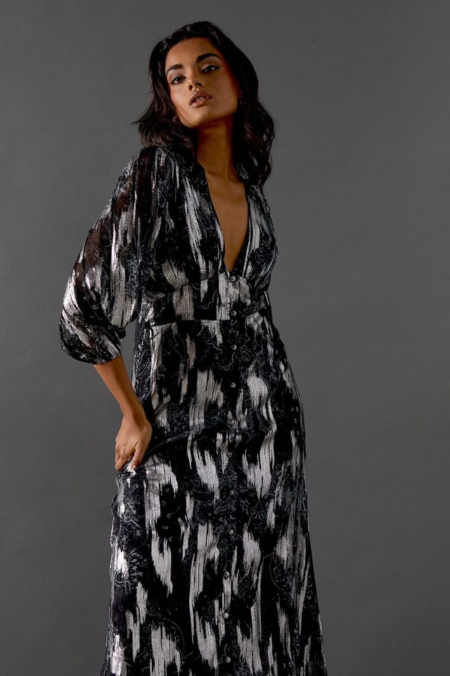 Warehouse Warehouse Women's Metallic Paisley Jacquard Plunge Neck Button Through Midi Dress in Grey - 2