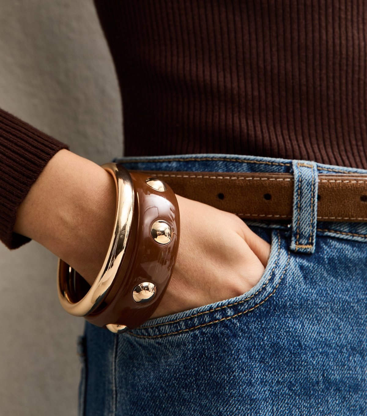 New Look Pack Of 2 Gold Tone Chunky Resin Bangles New Look - 2