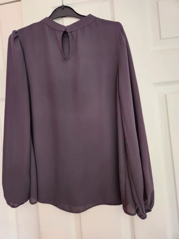 New Look New Look chiffon top - charcoal grey.