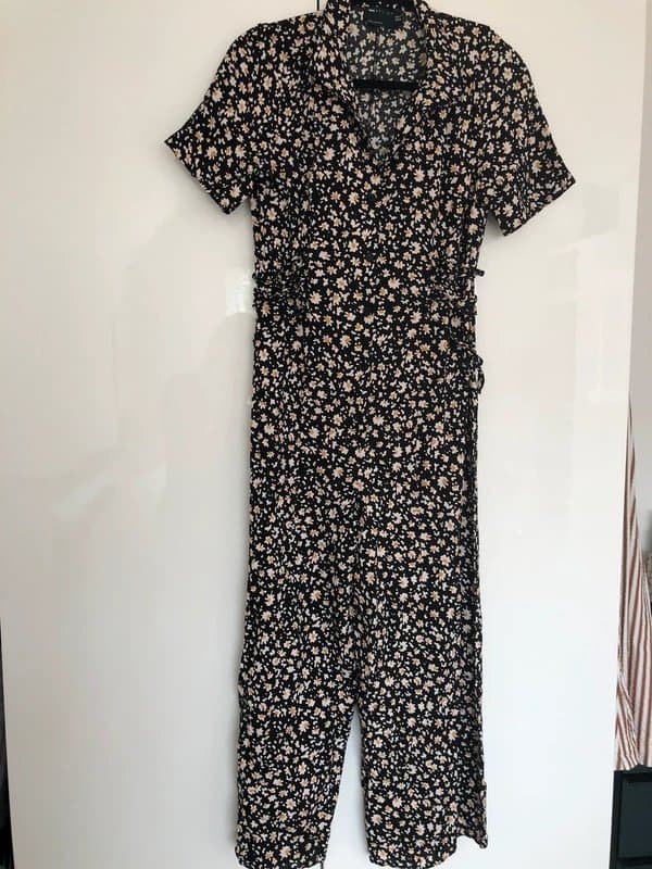 ASOS Design ASOS Daisy print jump suit