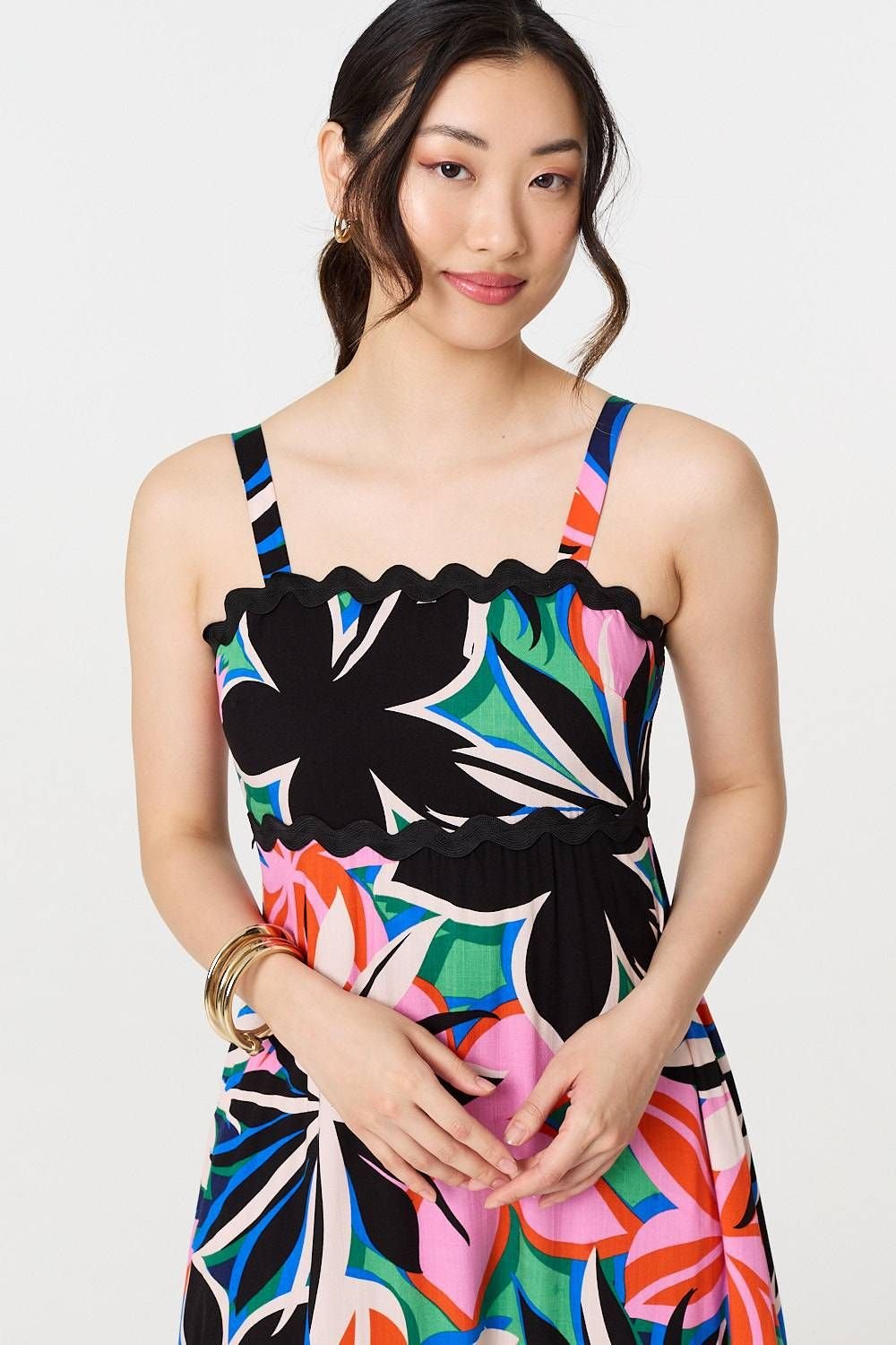 Izabel London Izabel London Women's Floral Wave Trim Sleeveless Maxi Dress in Black - 4