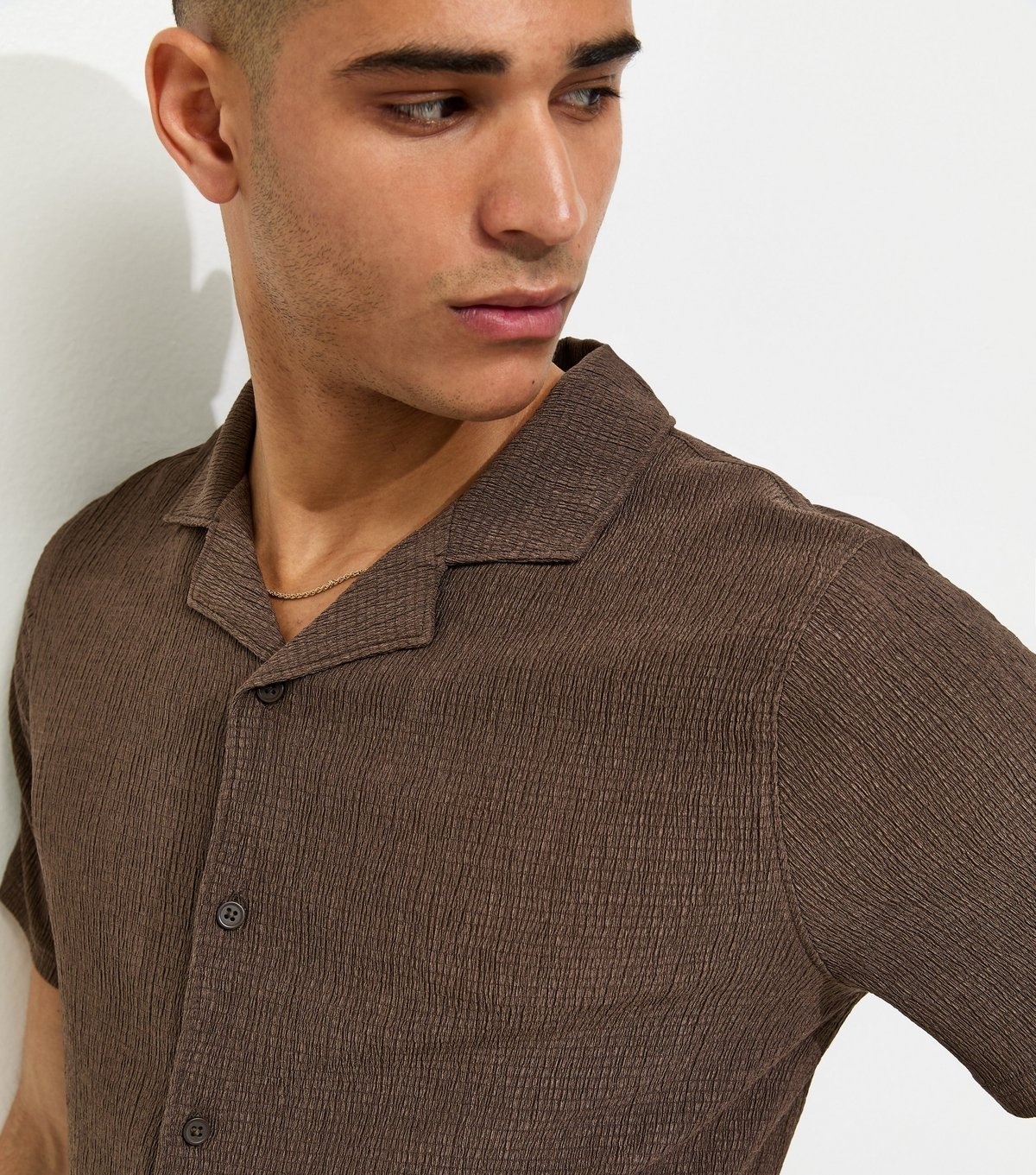 New Look Men's Dark Brown Short Sleeve Regular Crinkle Shirt New Look - 2