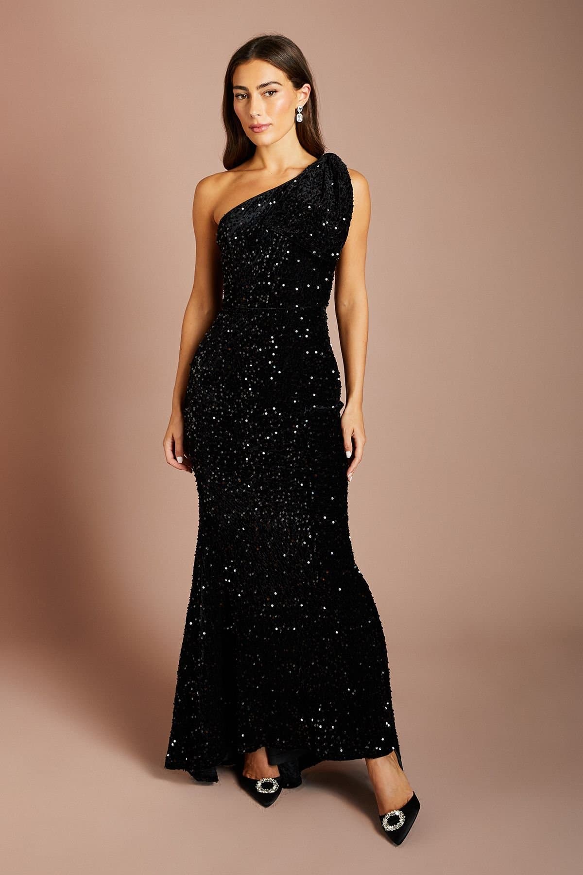 Coast Coast Women's Bow One Shoulder Velvet Sequin Maxi Dress in Black